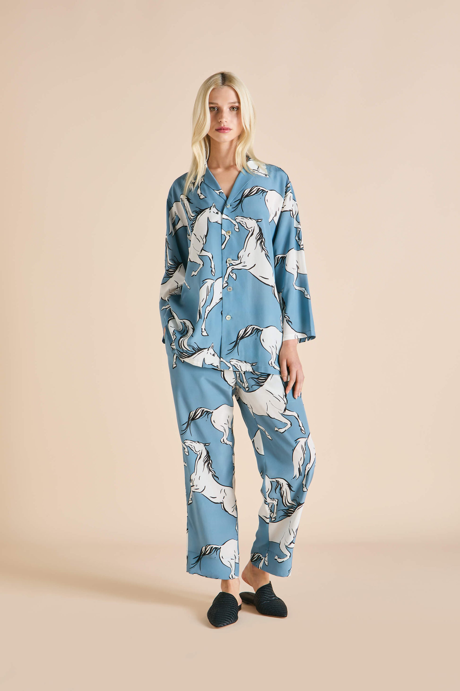 Spring and summer blue horse print mulberry silk pajamas home wear suit silk
